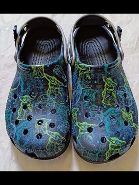 CROCS Kids Grogu Print Clogs - Black, Green & Teal Size 6 M 8 W